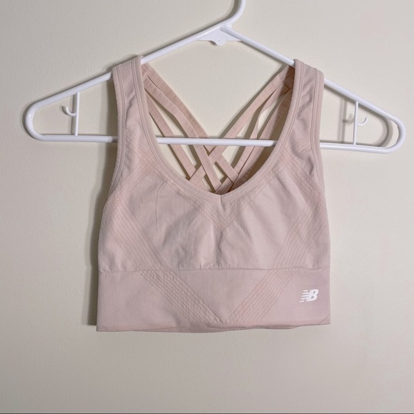 New Balance Pink Sports Bra Athletic Casual Petal Pretty Minimalist Comfortable - Picture 1 of 4